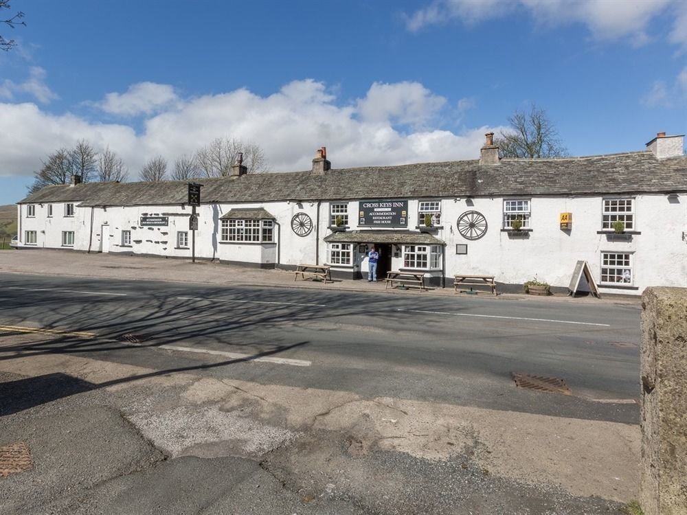 The Cross Keys Inn 테베이 외부 사진